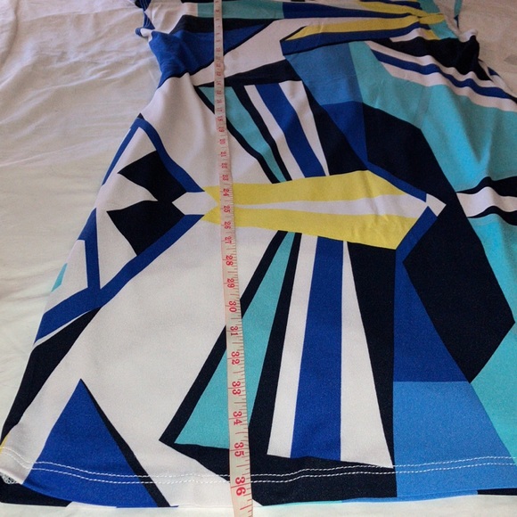 NWT. TRIBAL SHIFT DRESS - Picture 8 of 10